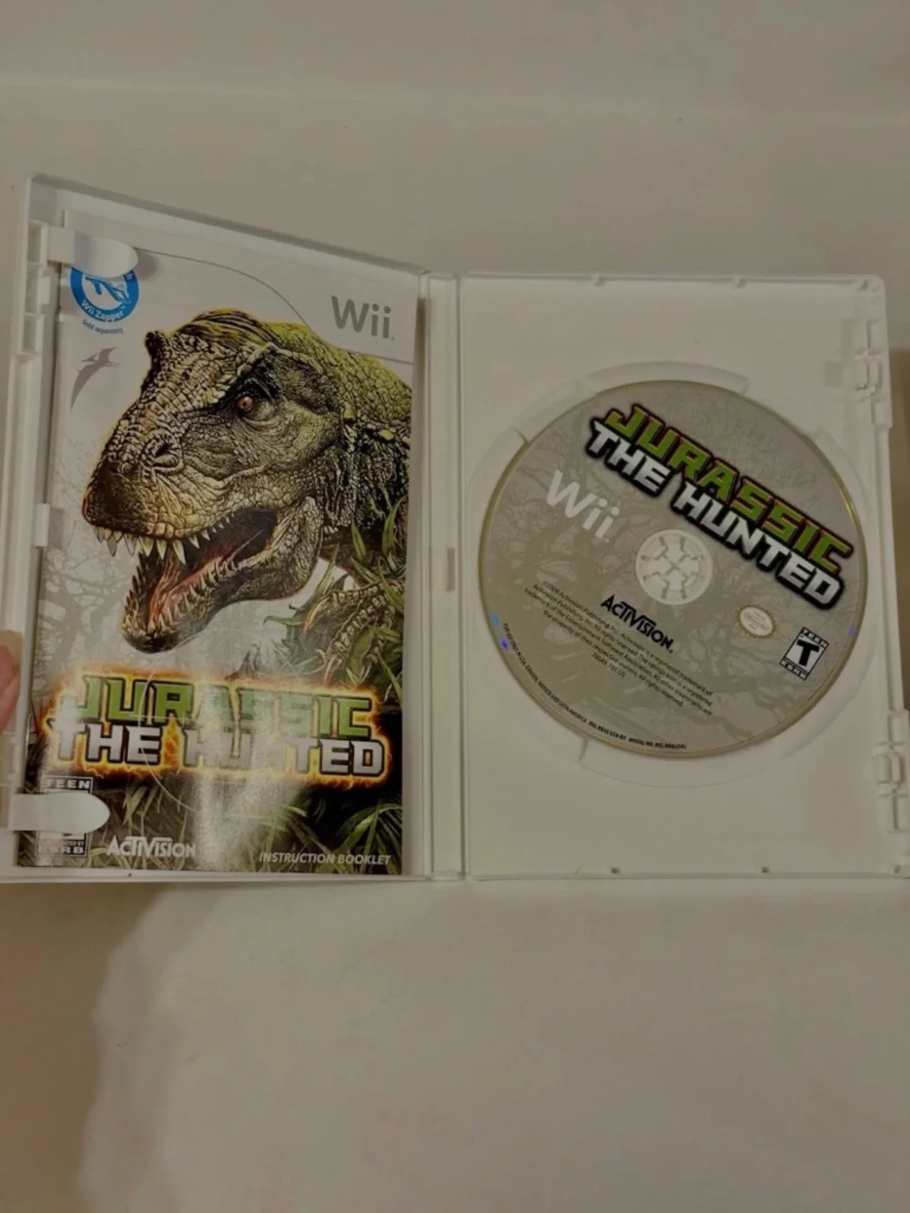 Jurassic: The Hunted Nintendo Wii 2009 Complete in Box with Manual Tested Works